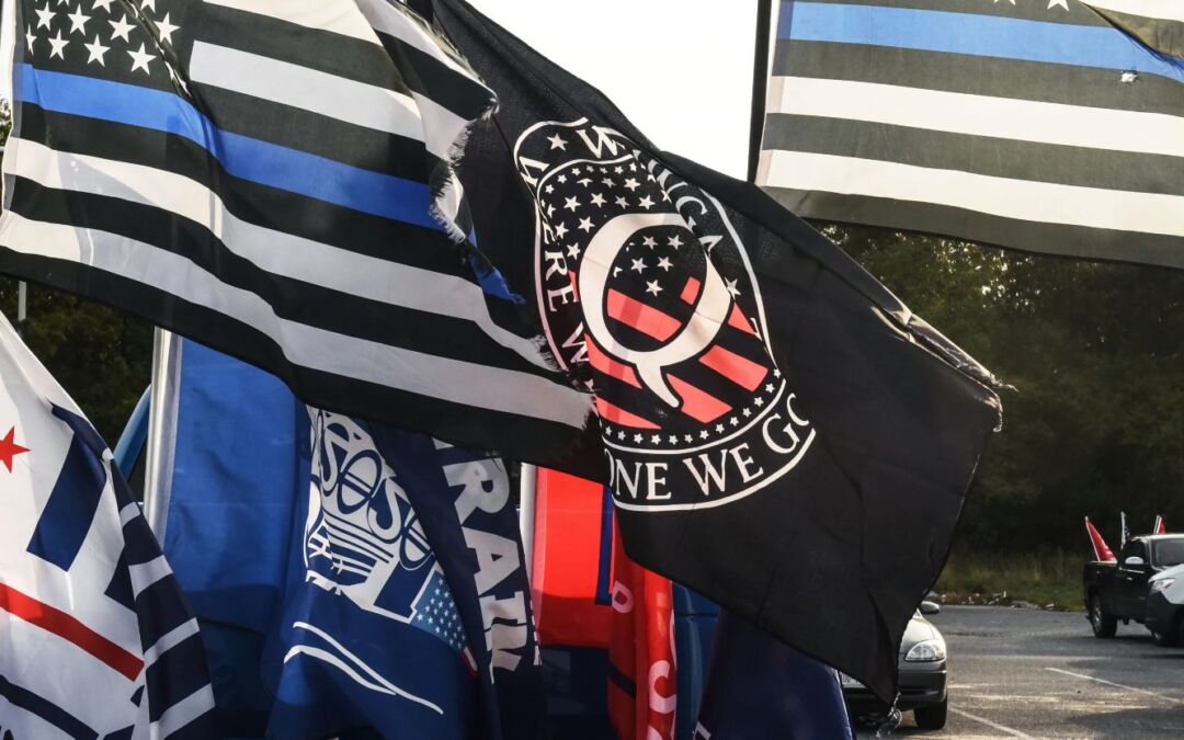 Podvádzajú vás falošní Q – anoni?